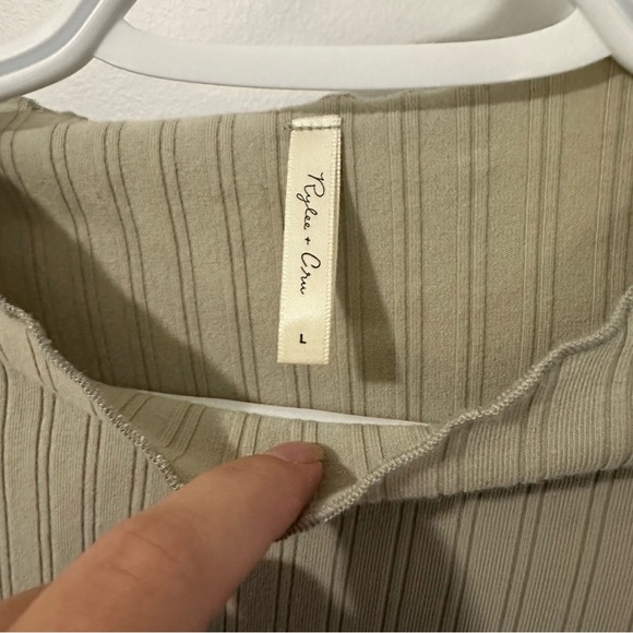 RYLEE & CRU Ribbed Long Sleeve Green Lettuce Trim Fitted Long Sleeve - Picture 5 of 6